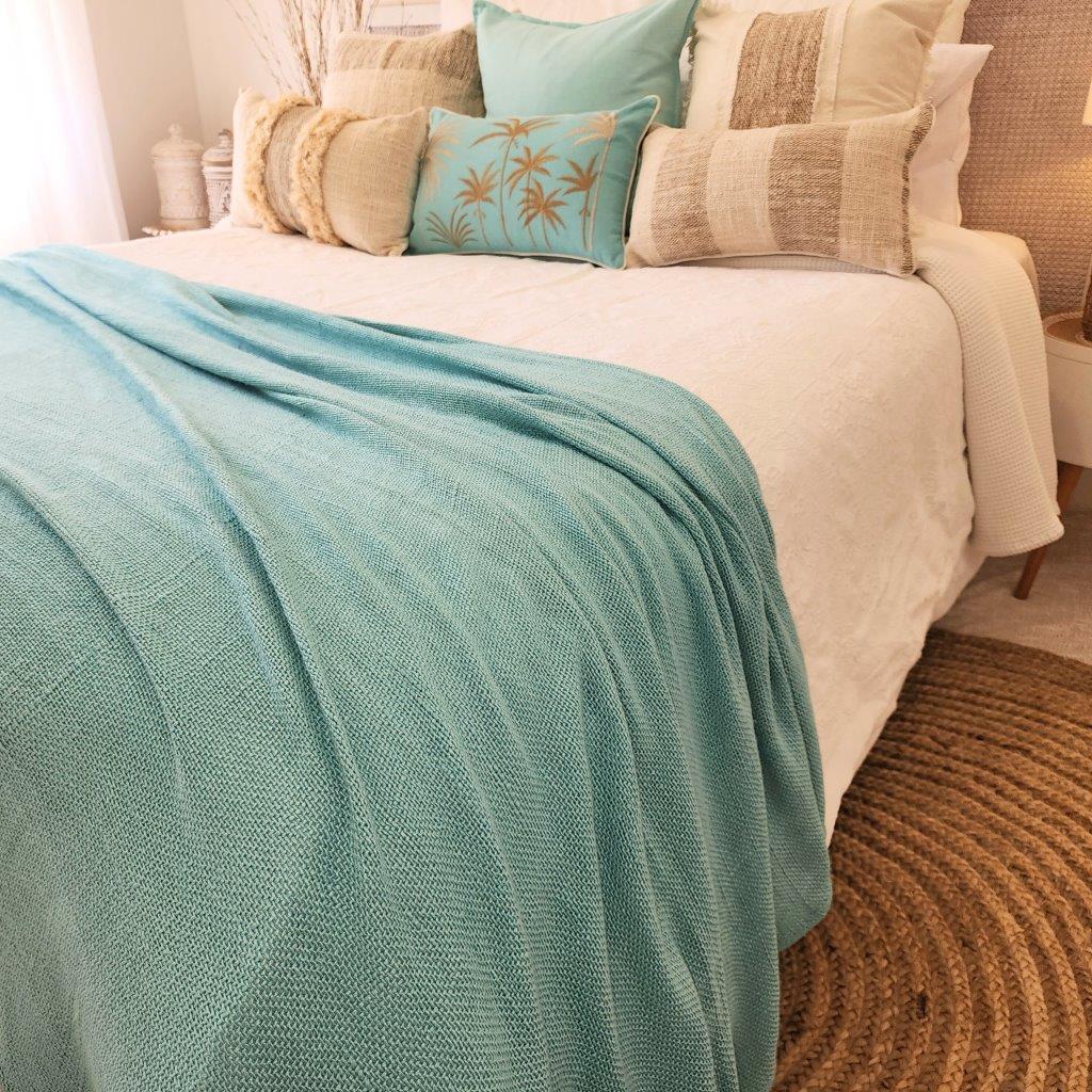 Azure Luxe Throw | Knitted | 2.1m x 1.3m