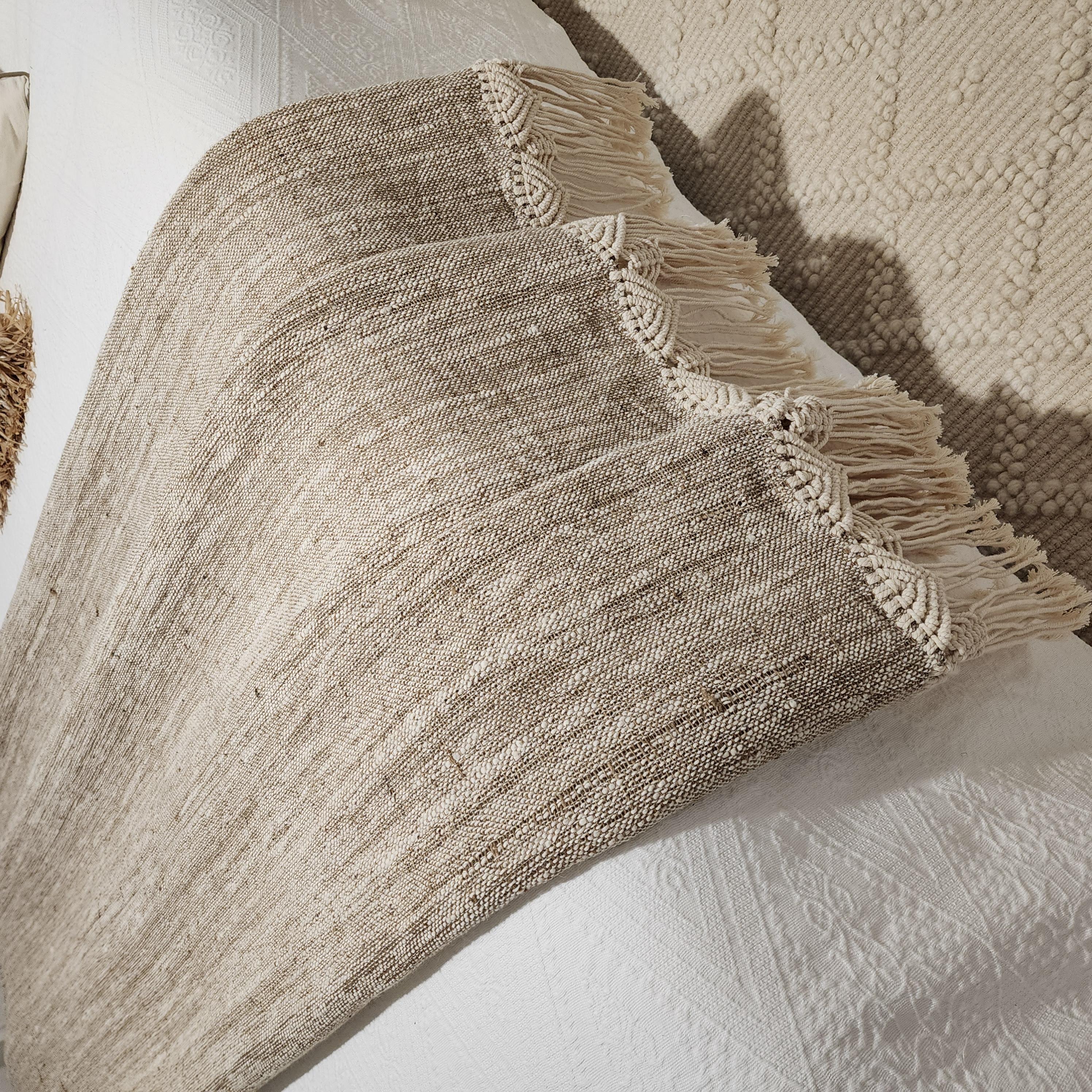 Coastal Escape Macrame Throw | Super King