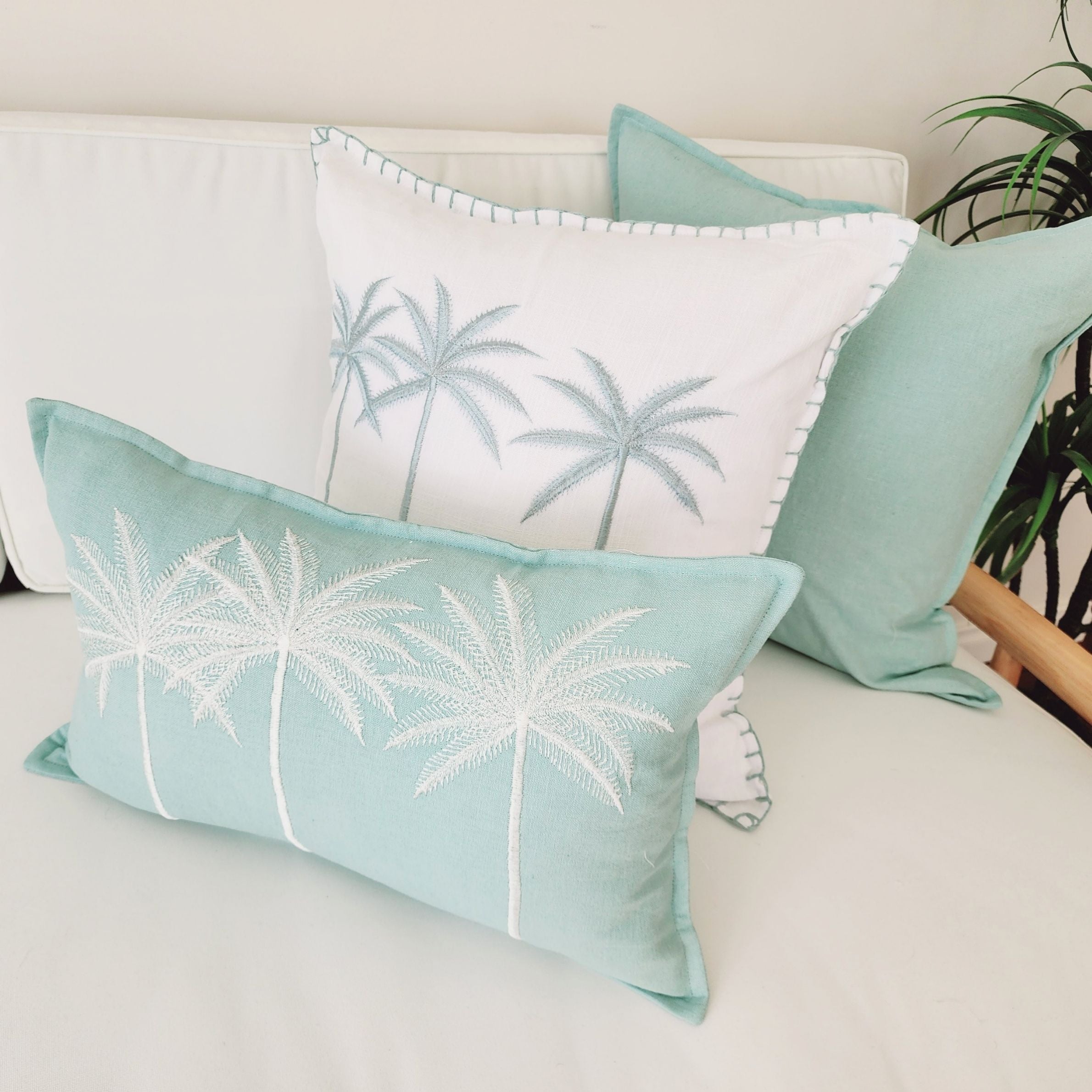 Caribbean Palms Cushion Cover | 30x50cm