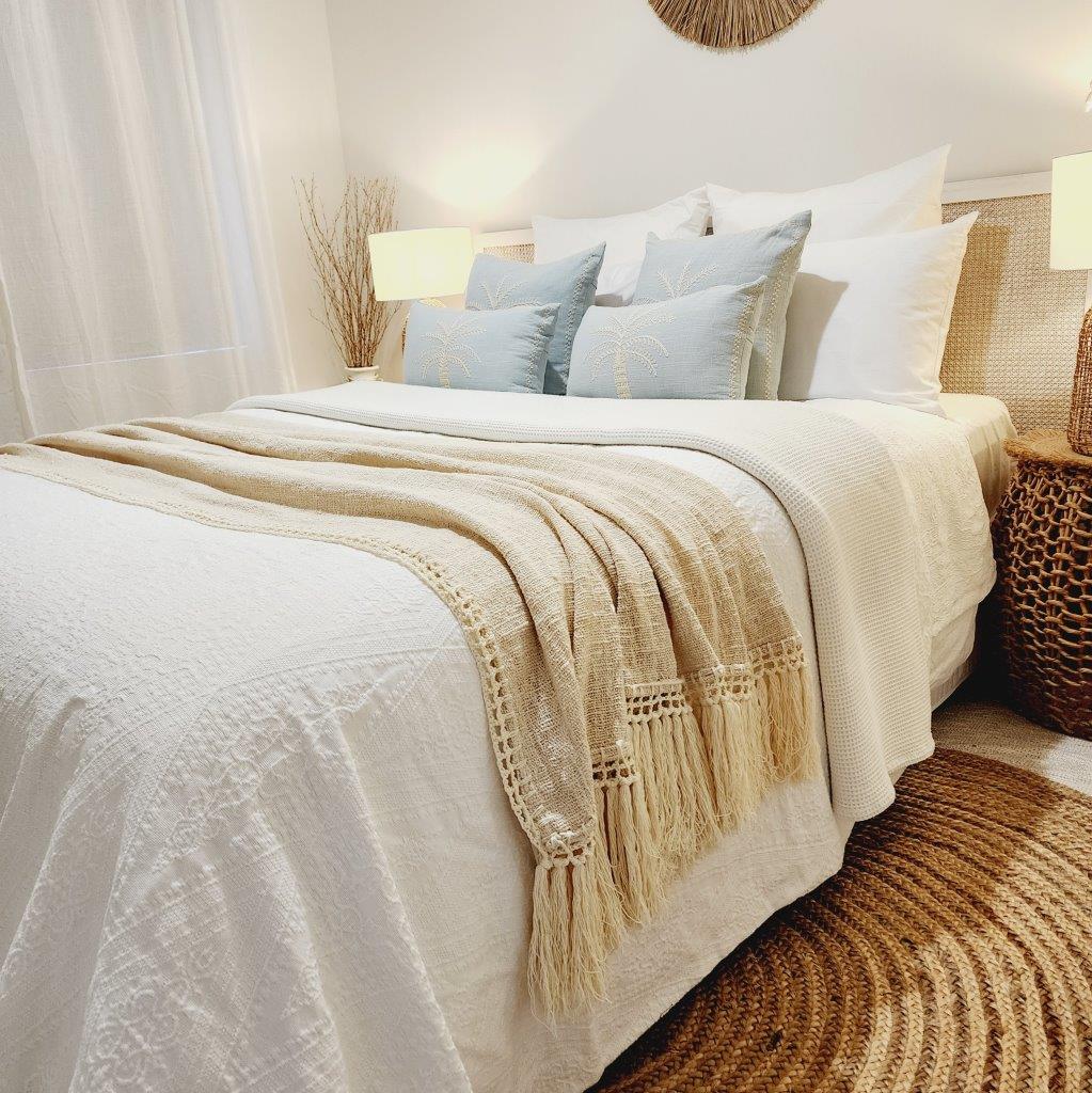 Island Luxe Throw Blanket | Tassel | 1.4m x 2.5m