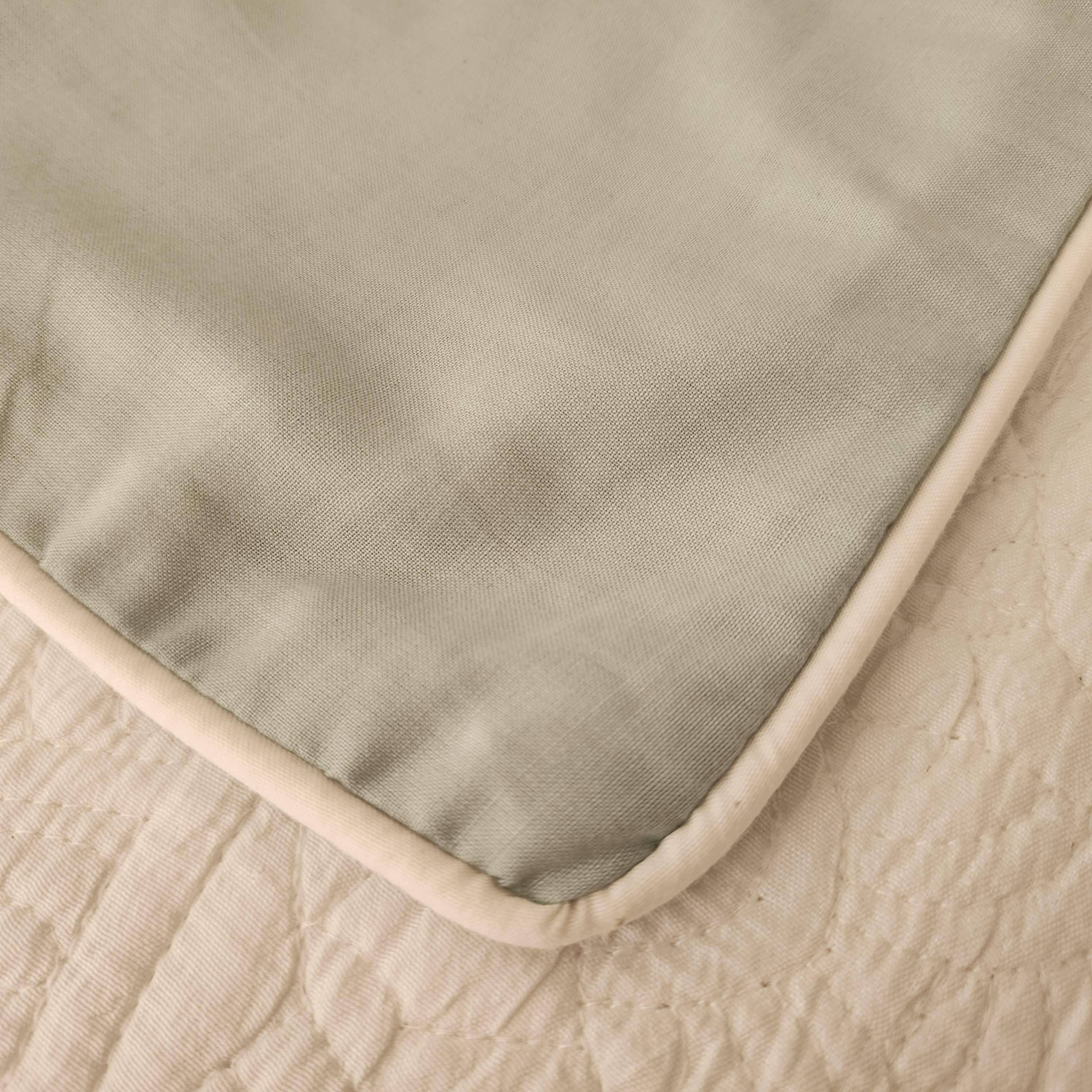 Pistachio Palms Pillowcase Set