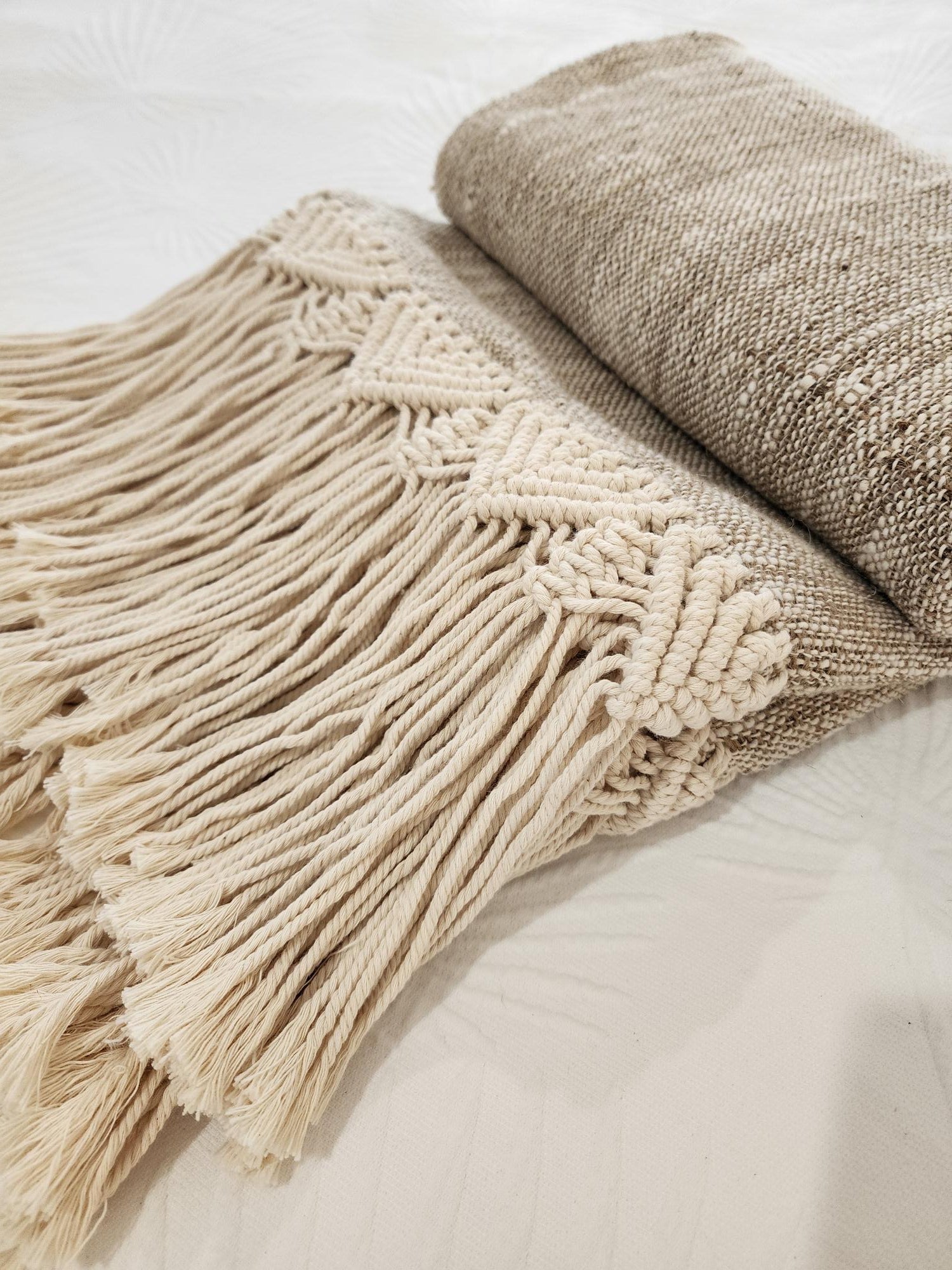 Coastal Escape Macrame Throw | Super King