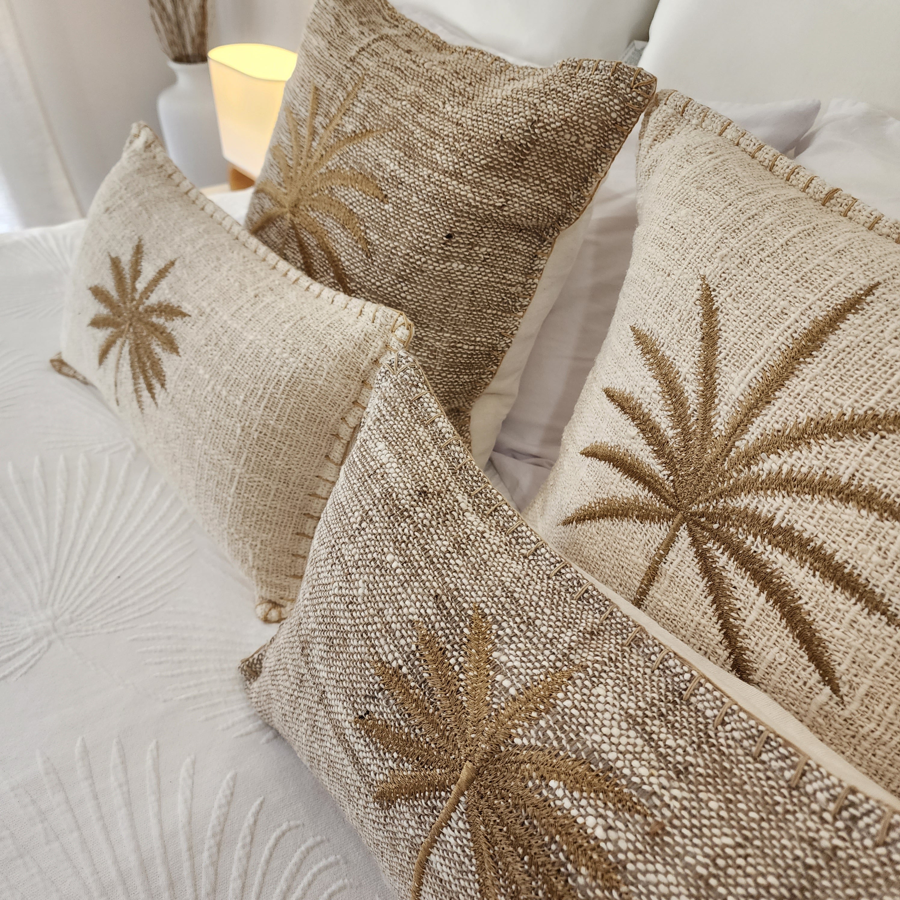 Coastal Husk Bed Runner | Cinnamon