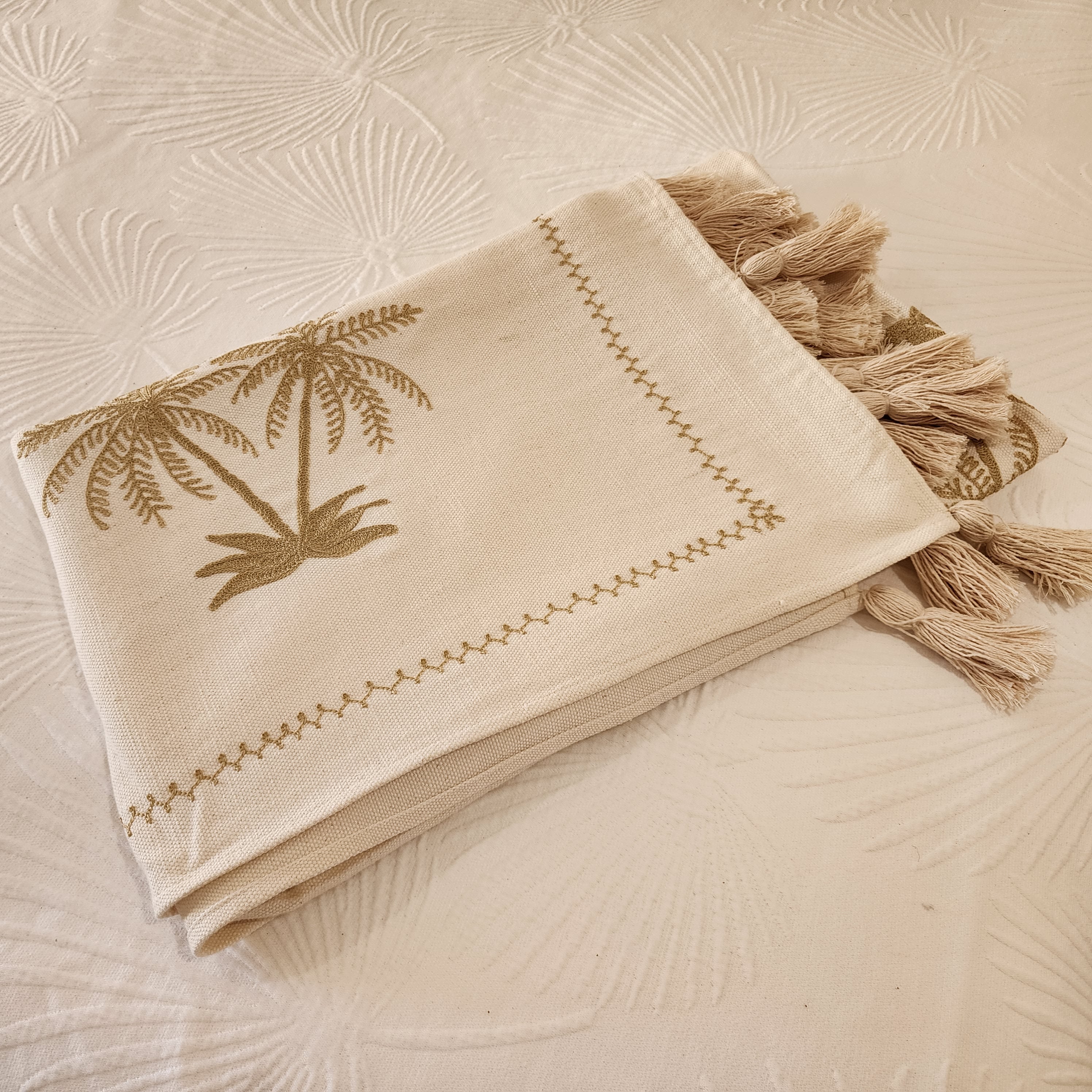 Paradise Island Throw