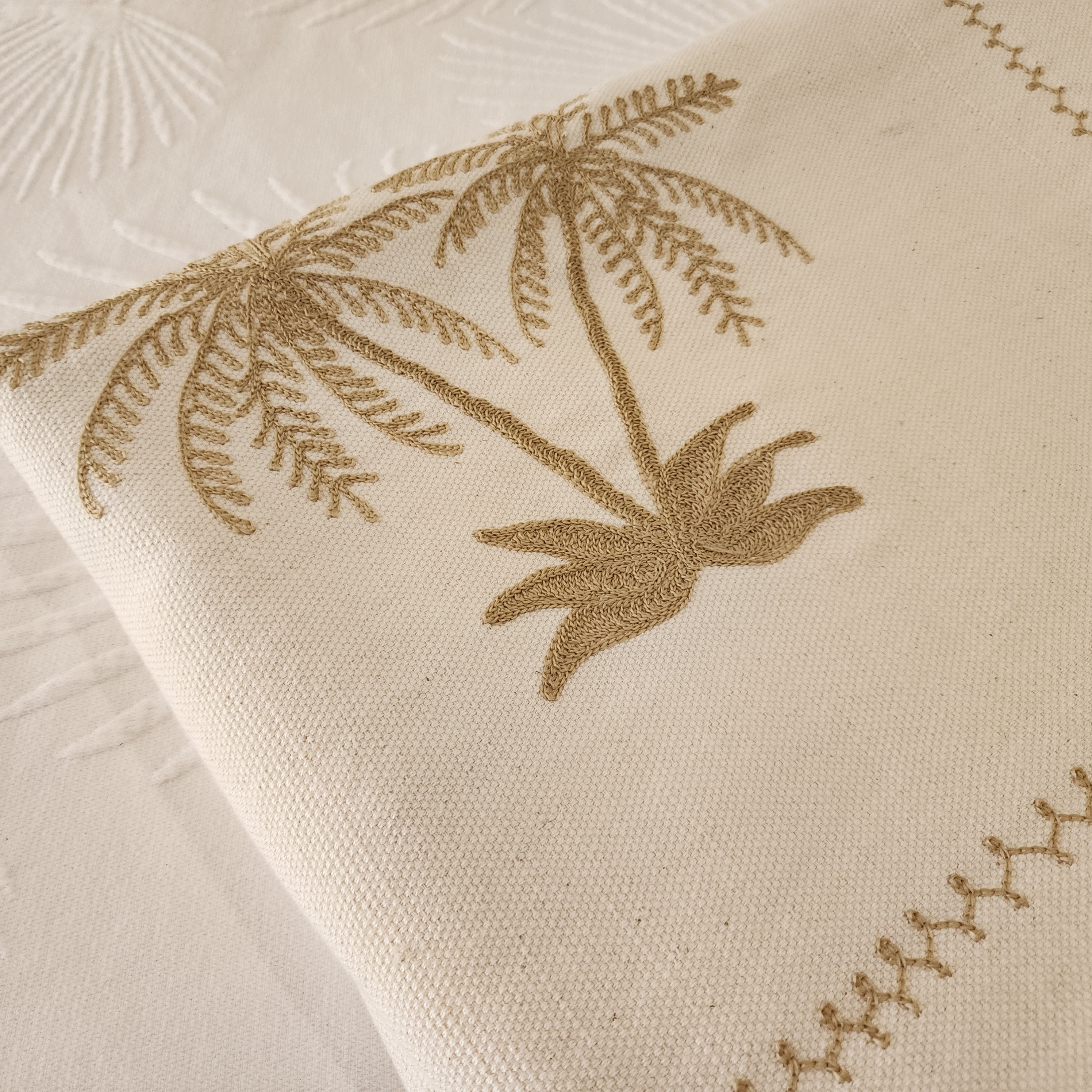 Paradise Island Throw