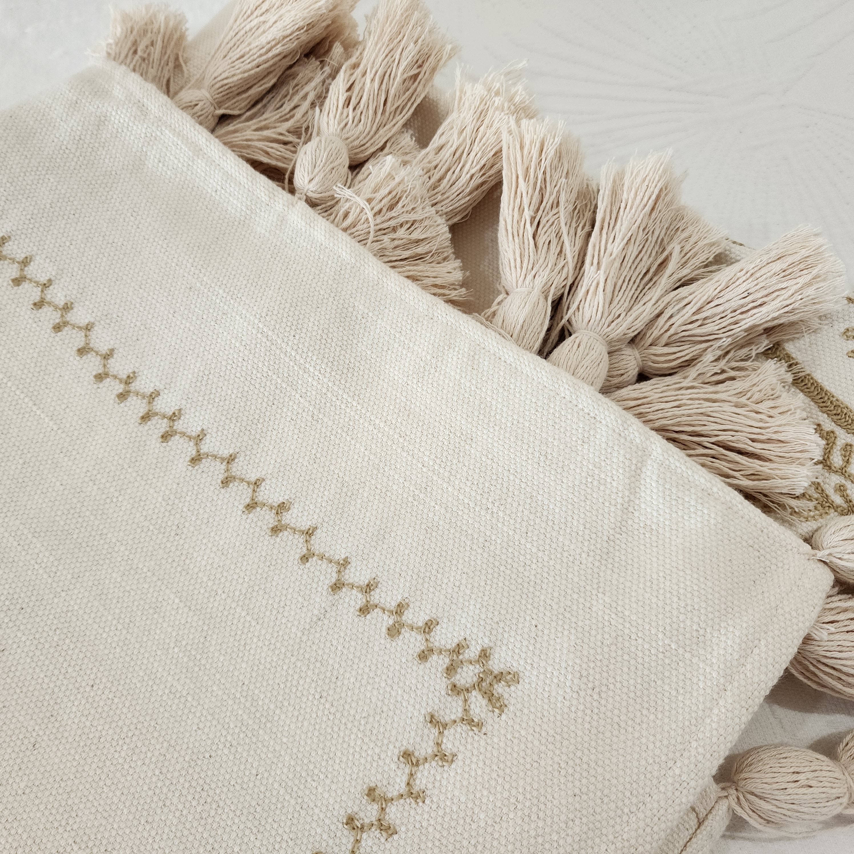 Paradise Island Throw