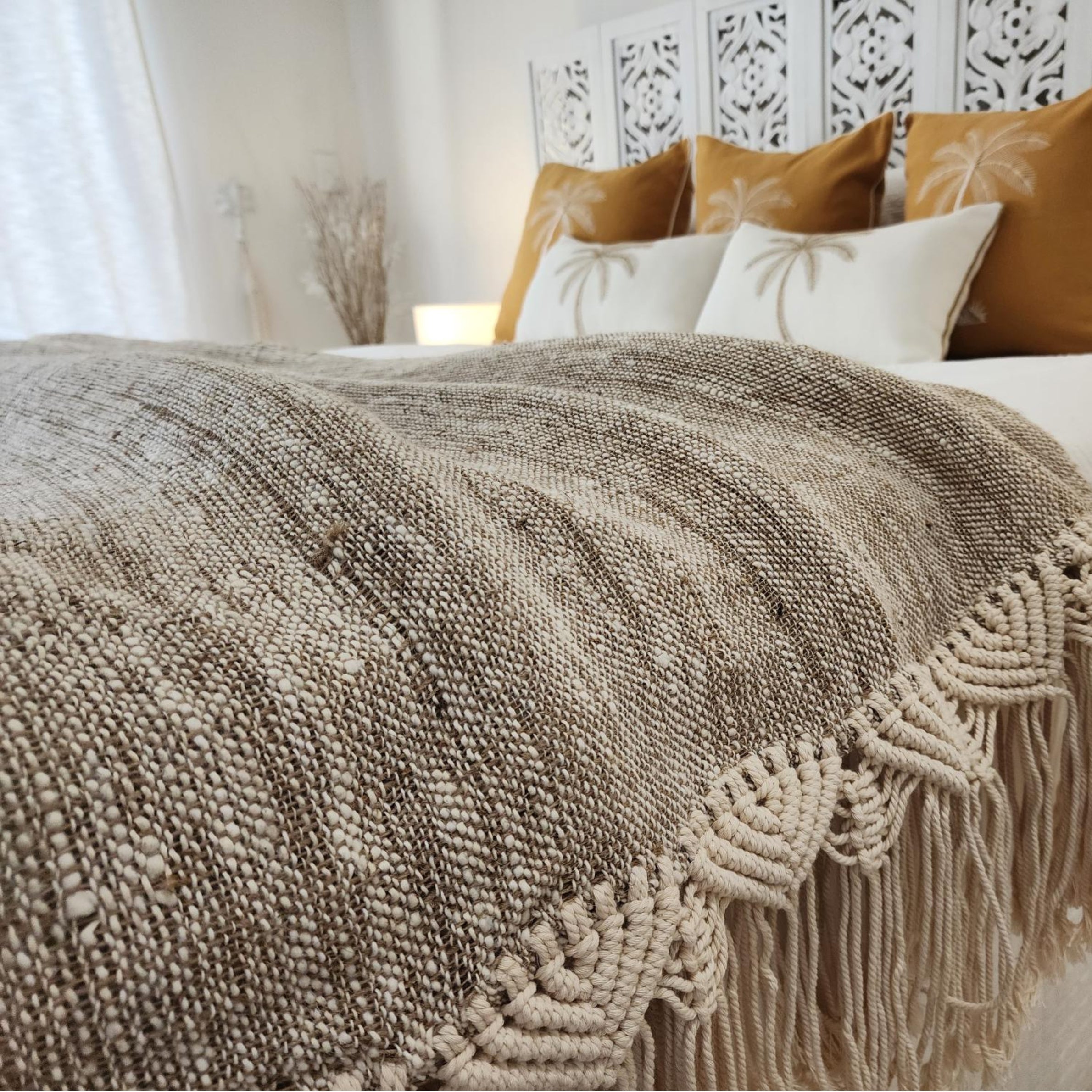 Coastal Escape Macrame Throw | Super King