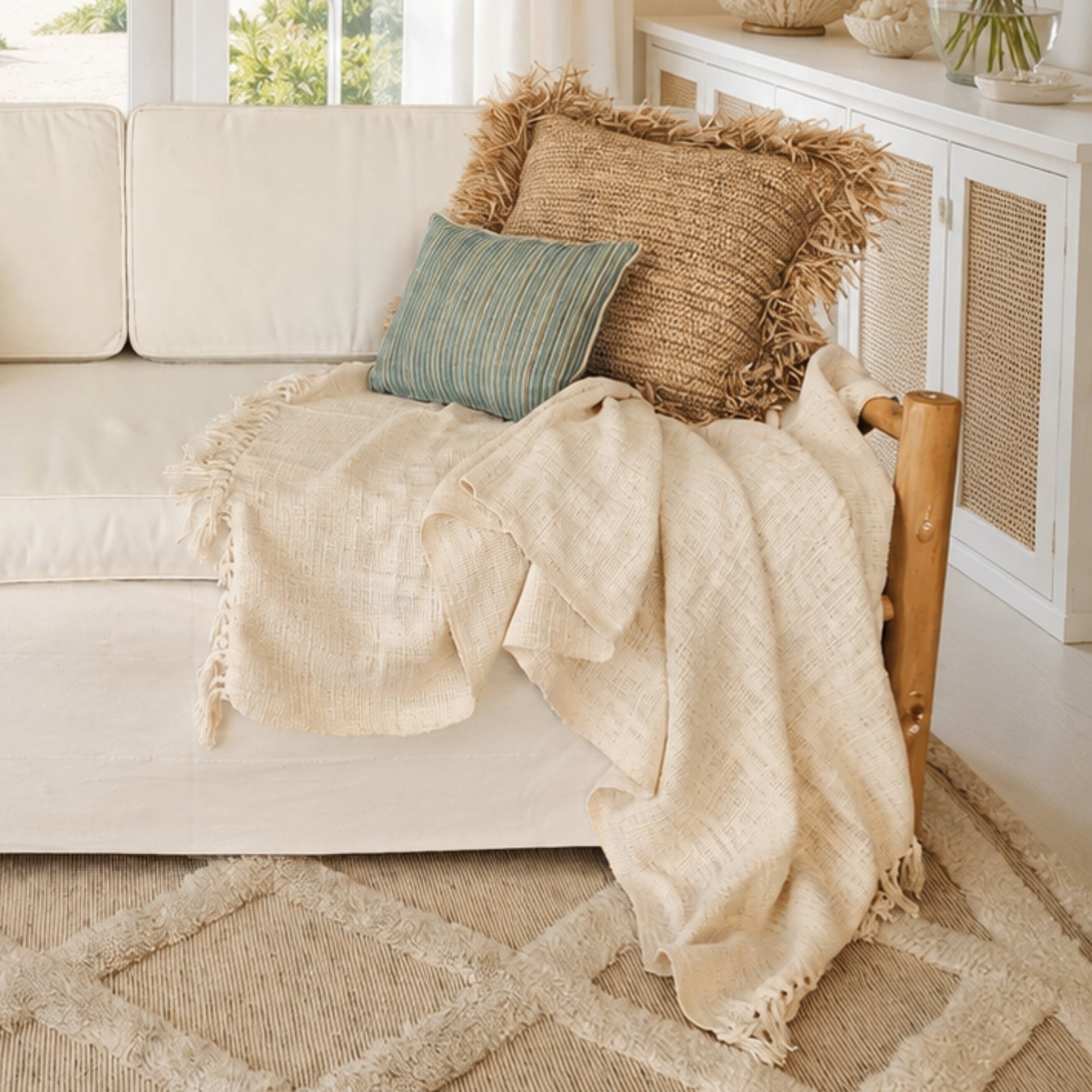 Coco Luxe Throw | Tassel | King Size