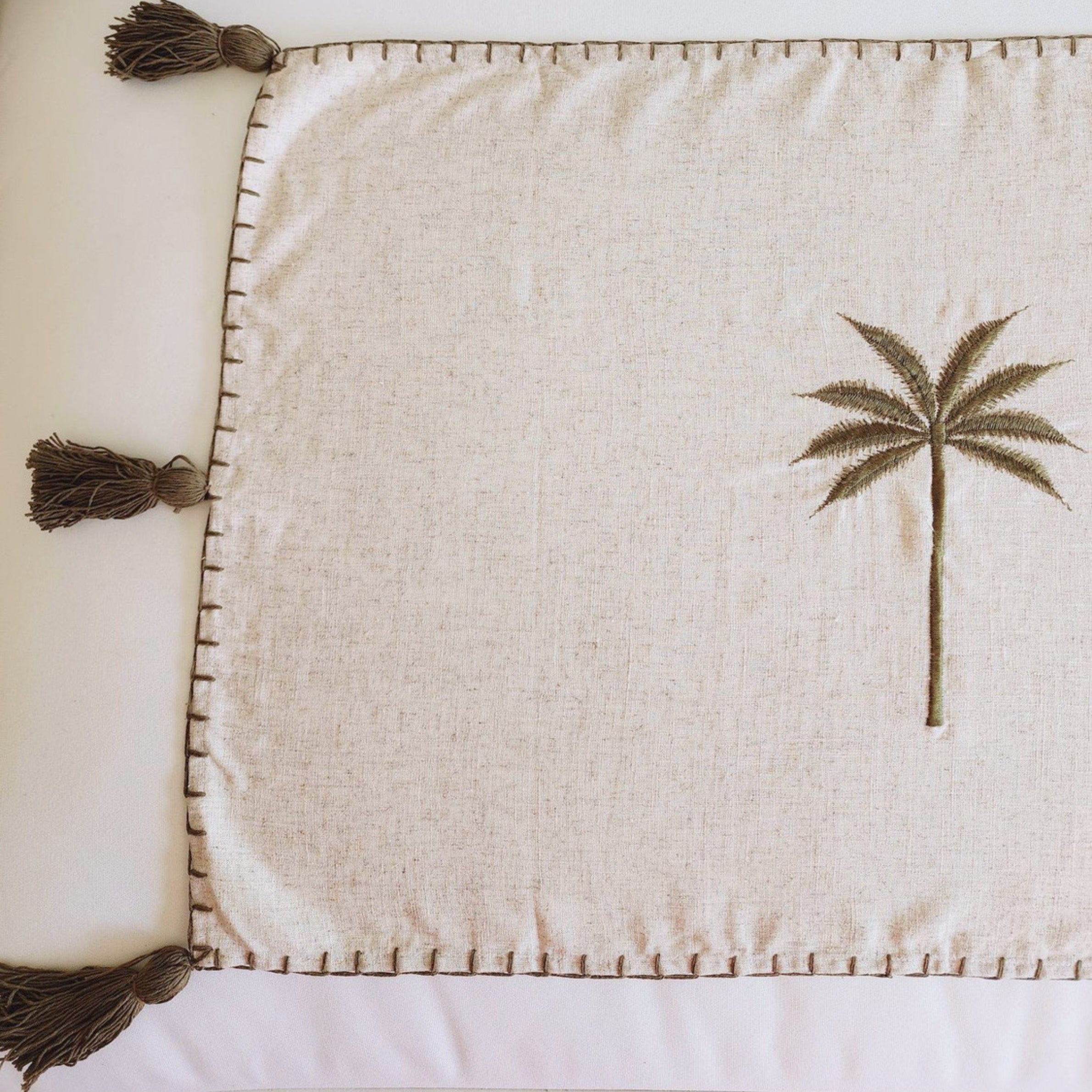 Bungalow Palms Linen Bed Runner | Super King | Linen