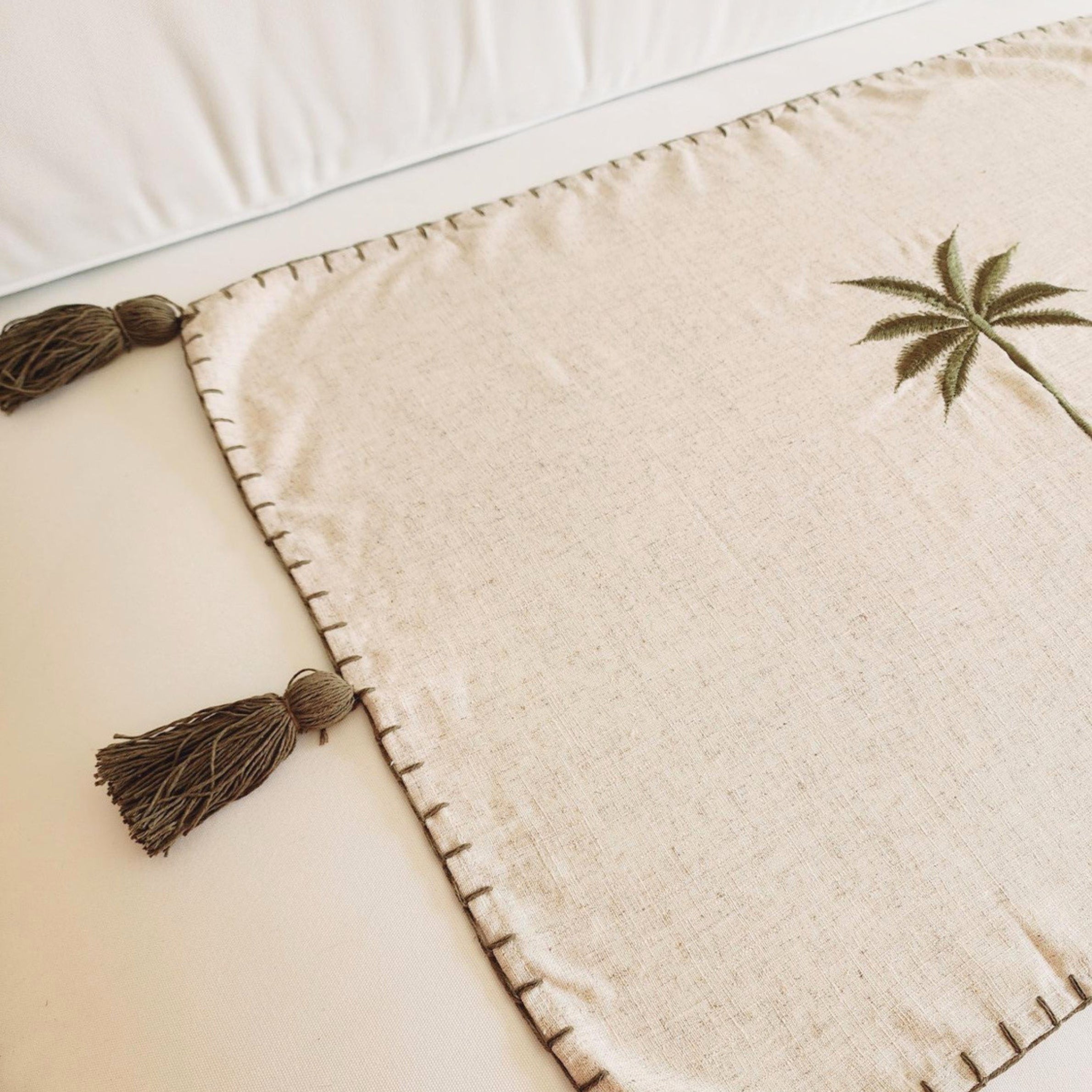 Bungalow Palms Linen Bed Runner | Super King | Linen